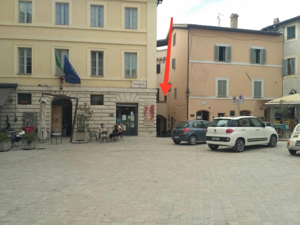 Il Cortiletto Casa Vacanza Trevi Exterior foto